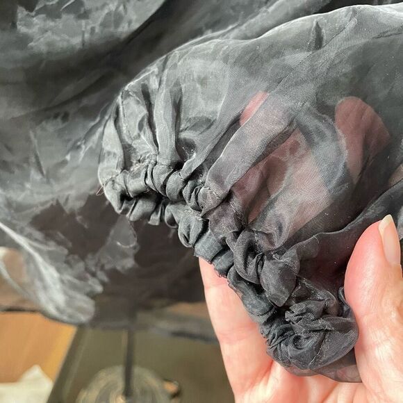 Etophe Studios Off Shoulder Chiffon Swing Crop Top Black S - Picture 4 of 8